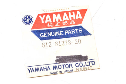 New OEM Yamaha 812-81373-20-00 Governer Spring NOS
