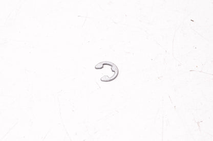 New OEM Yamaha 93430-06005-00 Circlip NOS