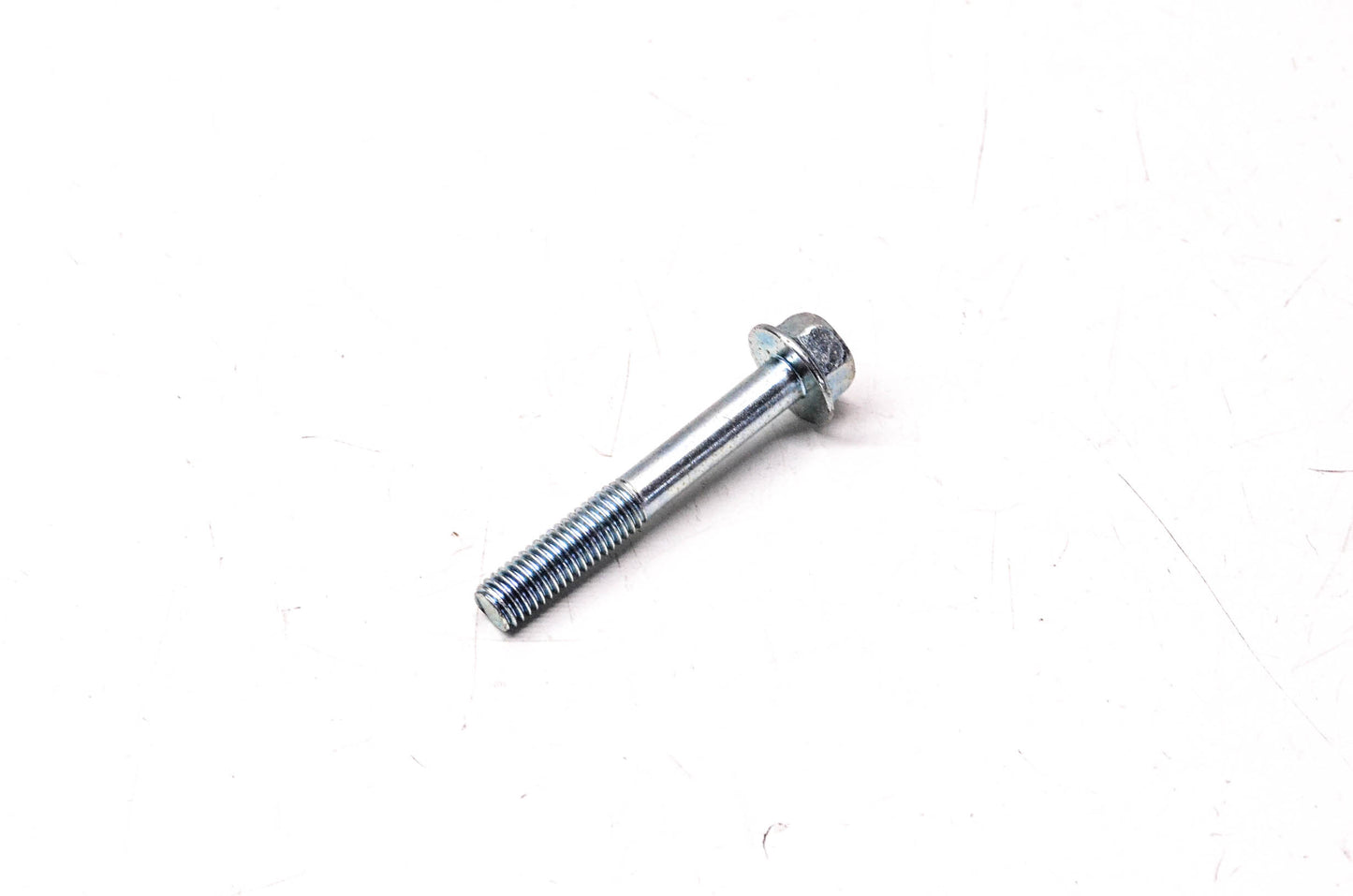 New OEM Yamaha 95811-08055-00 Flange Bolt NOS