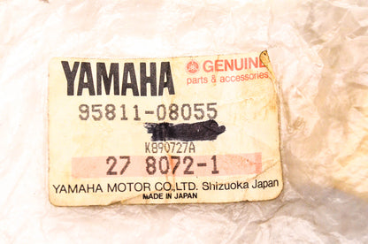 New OEM Yamaha 95811-08055-00 Flange Bolt NOS