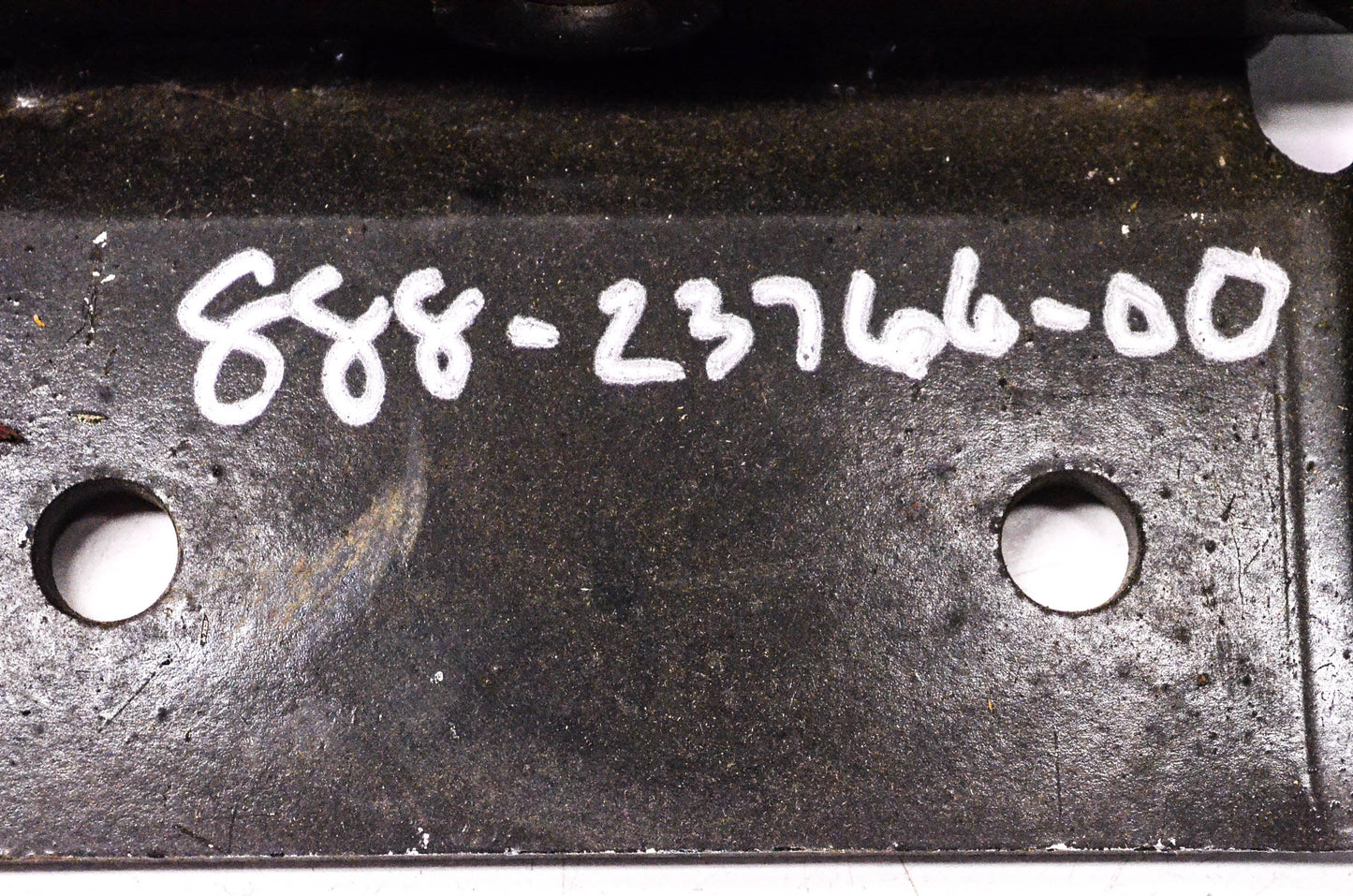 OEM Yamaha 888-23766-00-00 Saddle