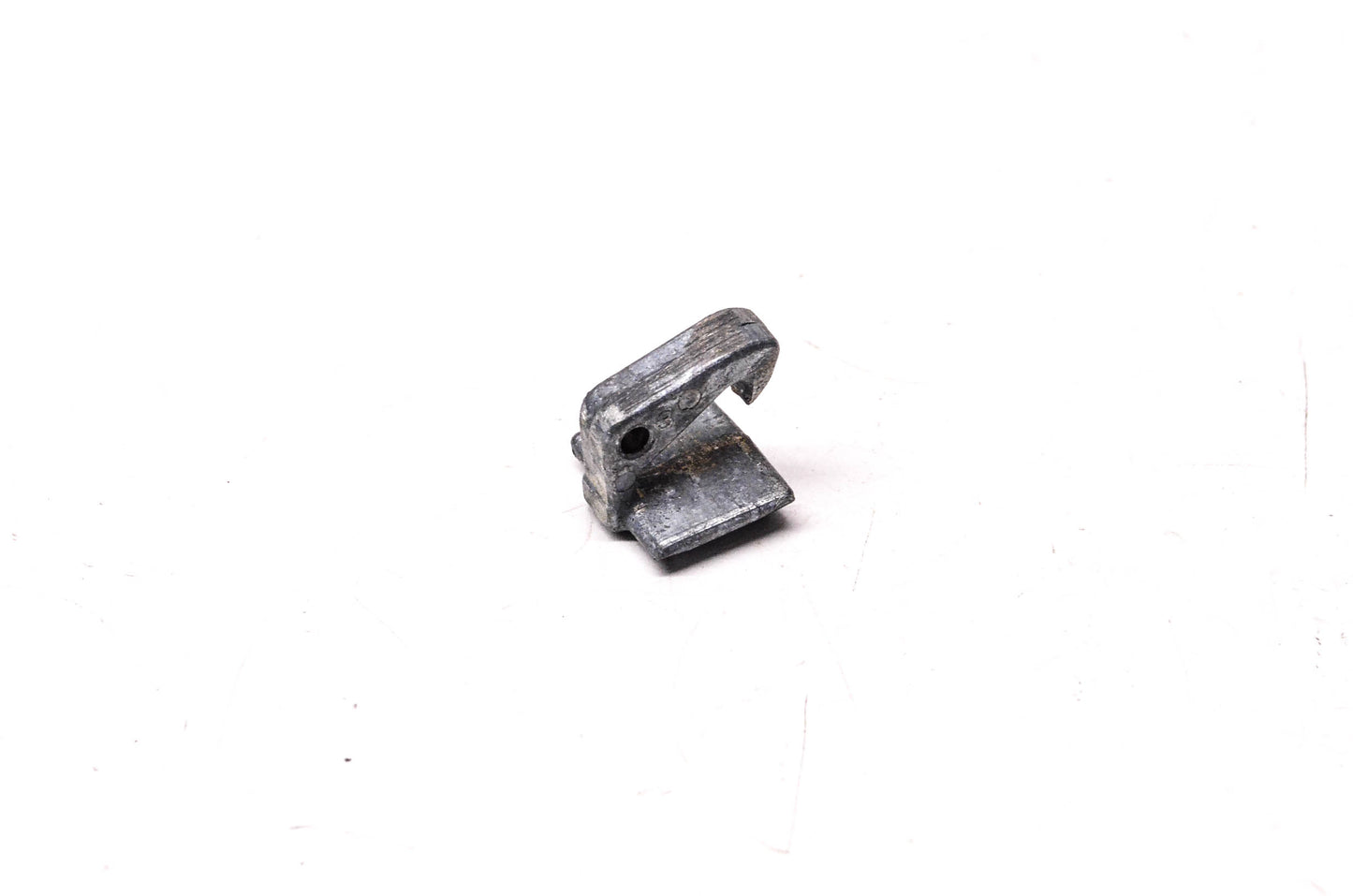 New OEM Yamaha 813-24628-00-00 Hook NOS