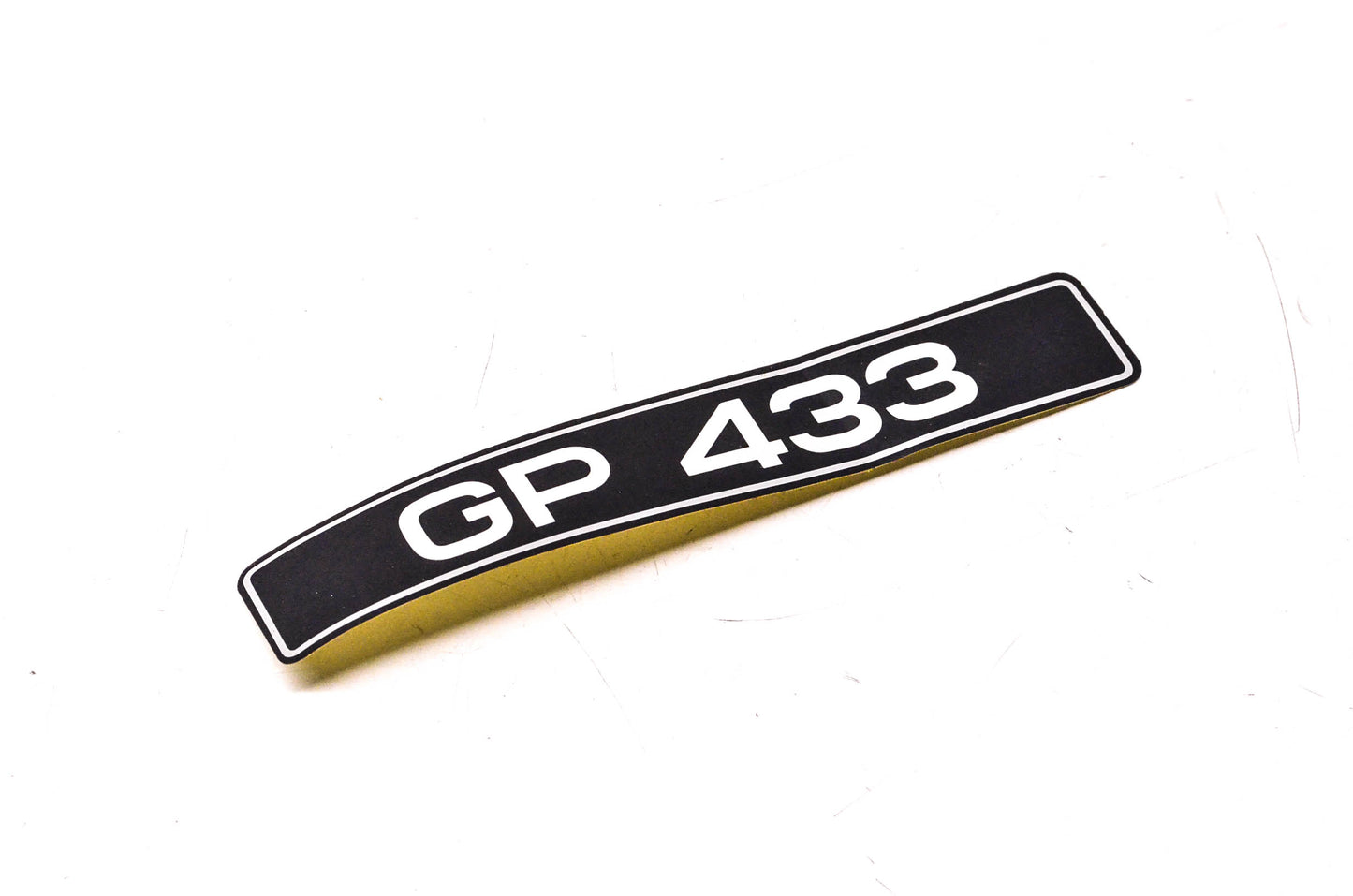 New OEM Yamaha 828-77354-00-00 GP433 Decal NOS