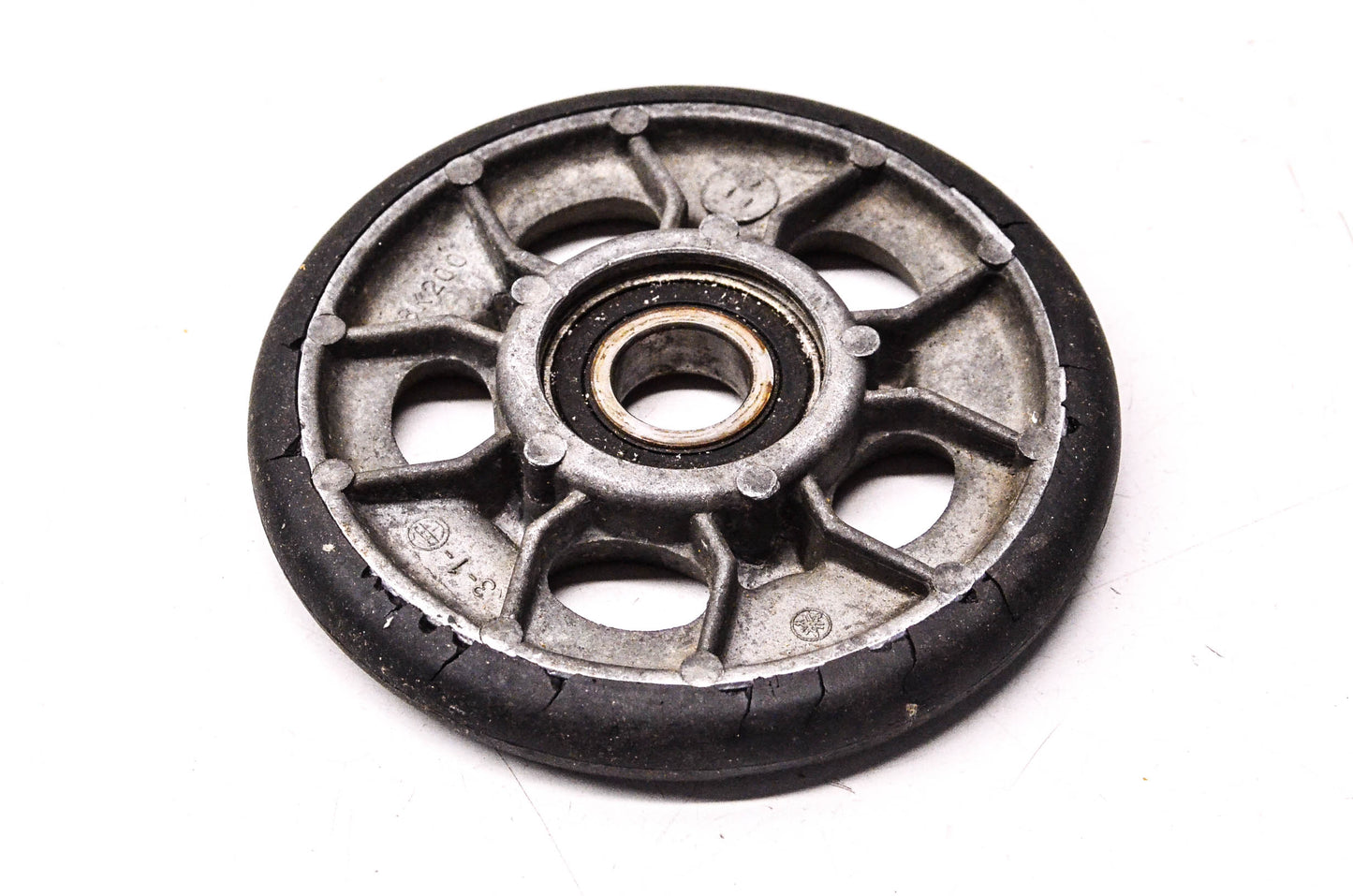 OEM Yamaha 8K2-47320-01-00 Idler Wheel