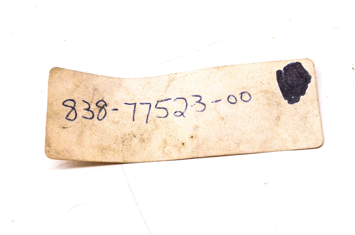 New OEM Yamaha 838-77523-00-00 Bumper End NOS