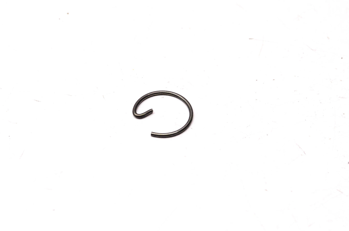 New OEM Yamaha 93450-17025-00 Circlip NOS