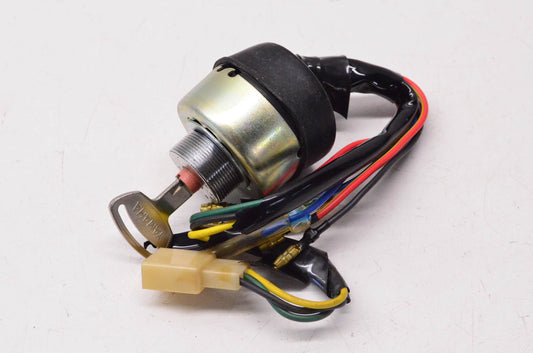 New OEM Yamaha 812-82508-20-00 Main Ignition Keyswitch & Key NOS