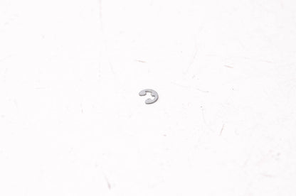New OEM Yamaha 93430-02001-00 Circlip NOS