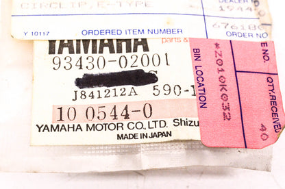 New OEM Yamaha 93430-02001-00 Circlip NOS