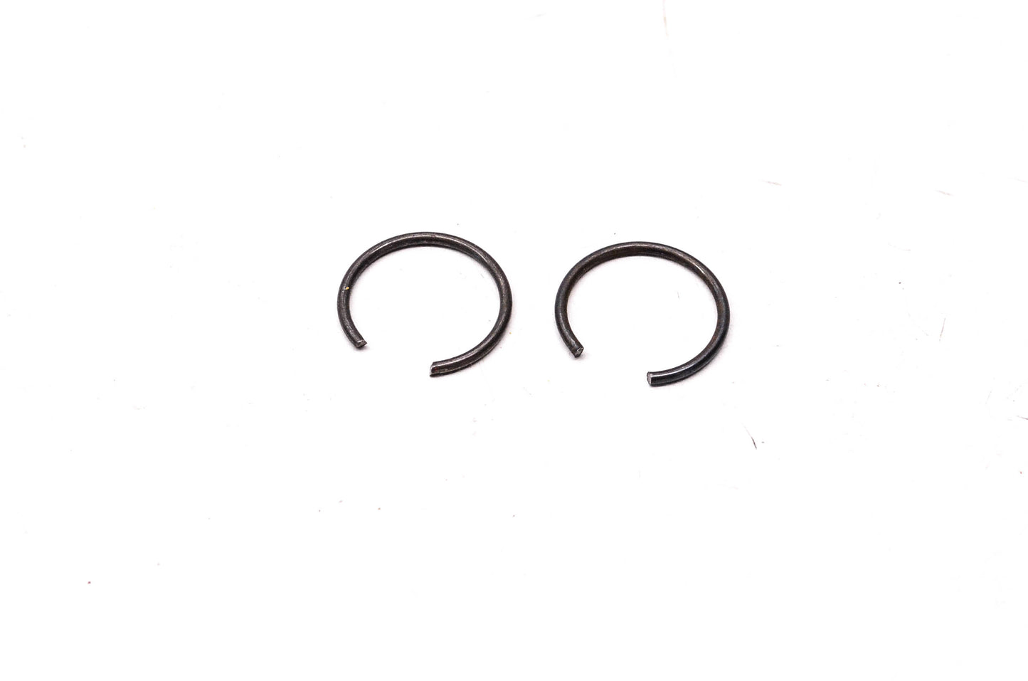 New OEM Yamaha 93450-20046-00 Circlip Qty 2 NOS