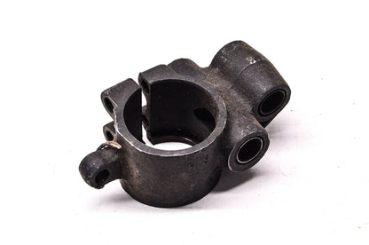 OEM Yamaha 8V0-2377E-01-00 Bracket