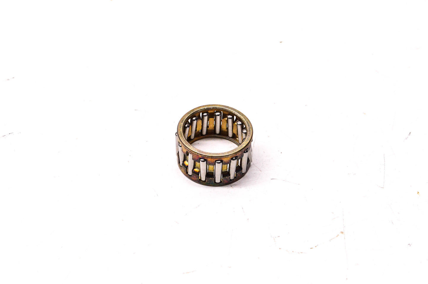 New OEM Yamaha 93310-42434-00 Roller Bearing NOS