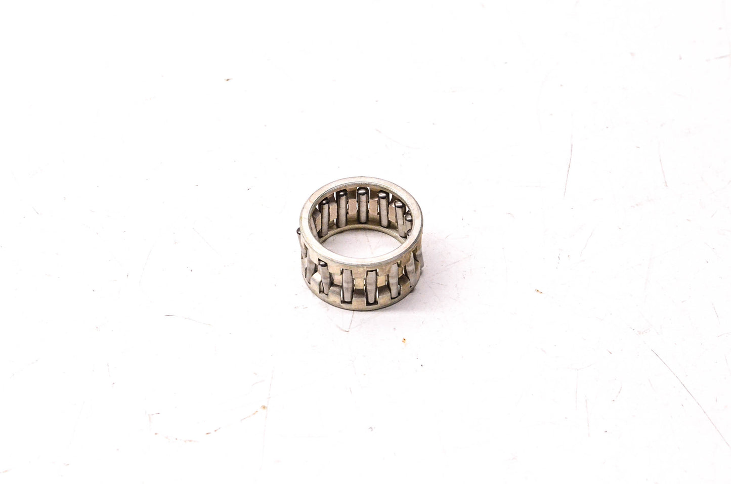 New OEM Yamaha 93310-42497-00 Roller Bearing NOS