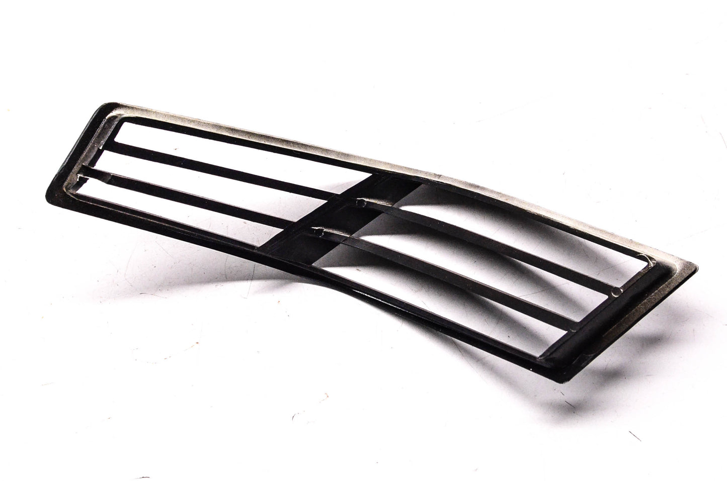 New OEM Yamaha 8W9-77133-00-00 Hood Louver NOS