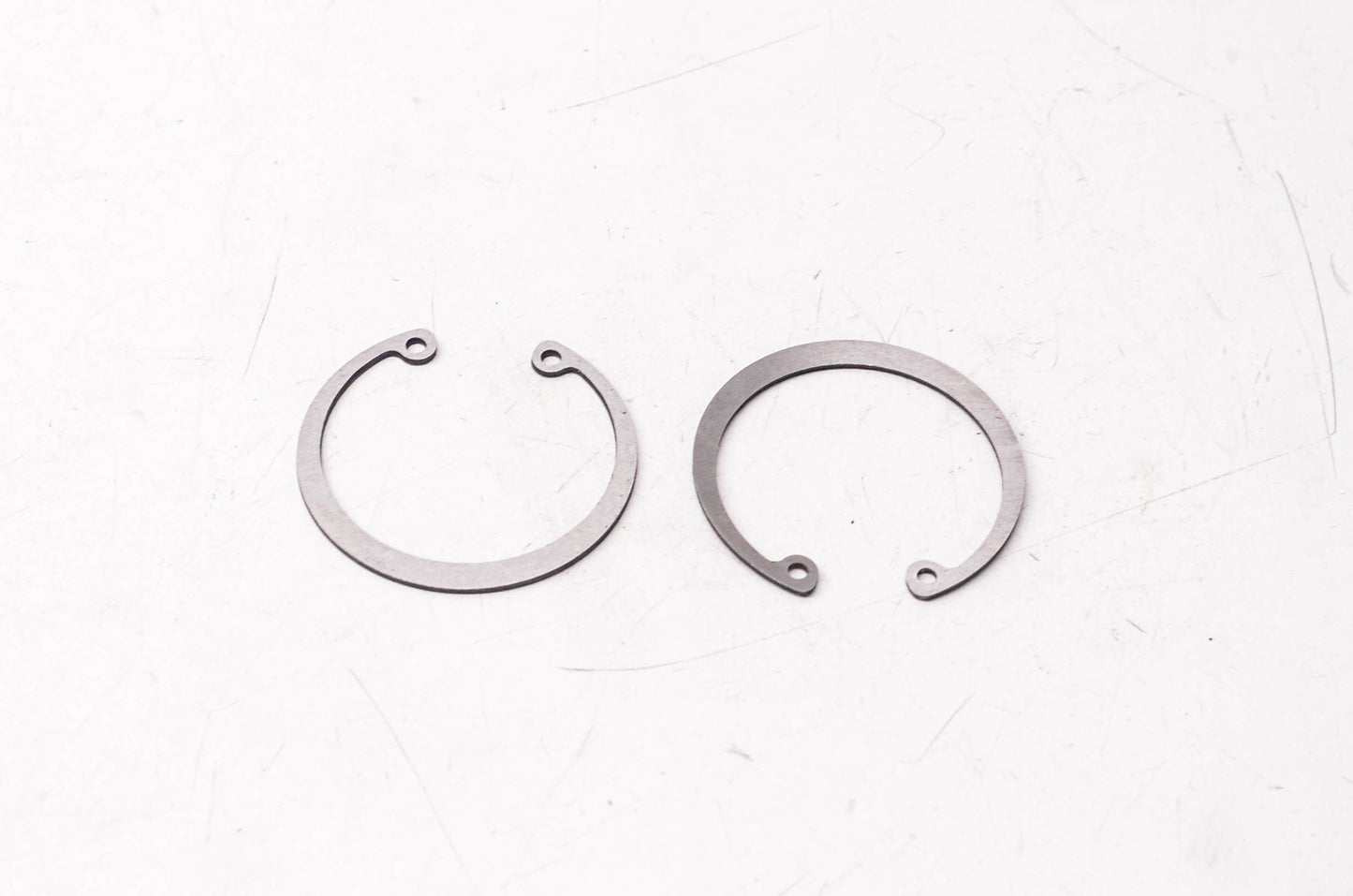 New OEM Yamaha 93420-44029-00 Circlip Qty 2 NOS