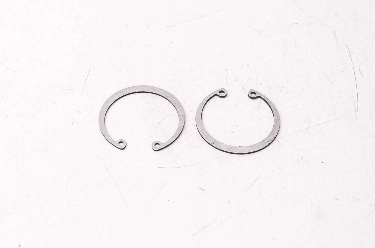 New OEM Yamaha 93420-44029-00 Circlip Qty 2 NOS