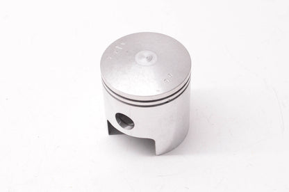 New OEM Yamaha 812-11631-00-96 Piston NOS