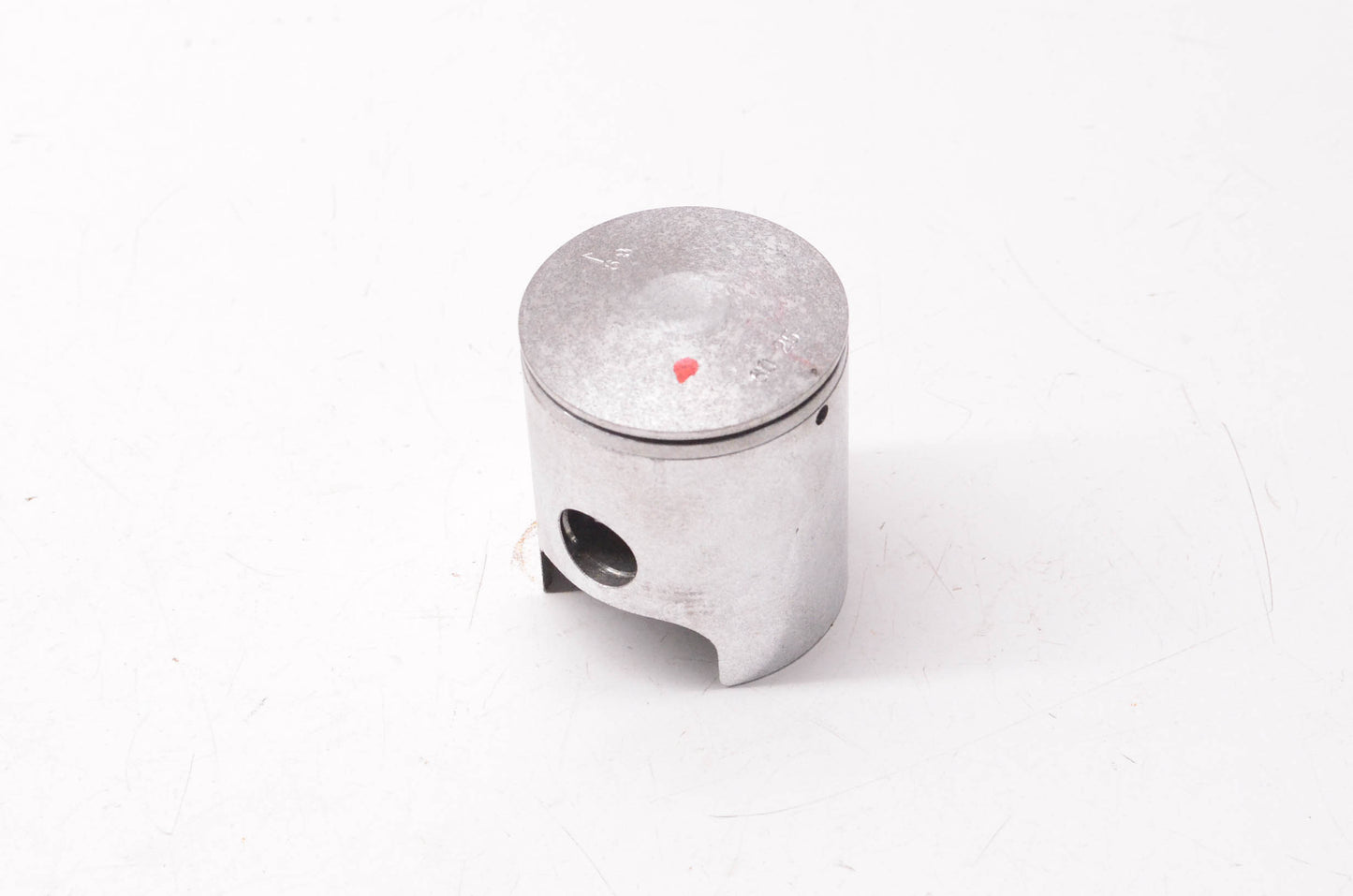 New OEM Yamaha 888-11635-00-00 Piston NOS