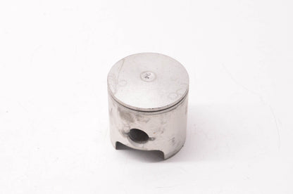 New OEM Yamaha 8F2-11631-02-94 Piston NOS