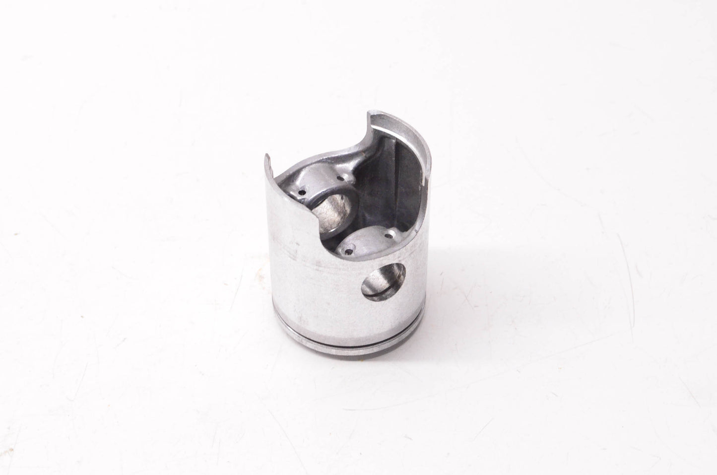New OEM Yamaha 878-11631-01-96 Piston NOS