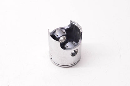 New OEM Yamaha 889-11631-00-96 Piston NOS