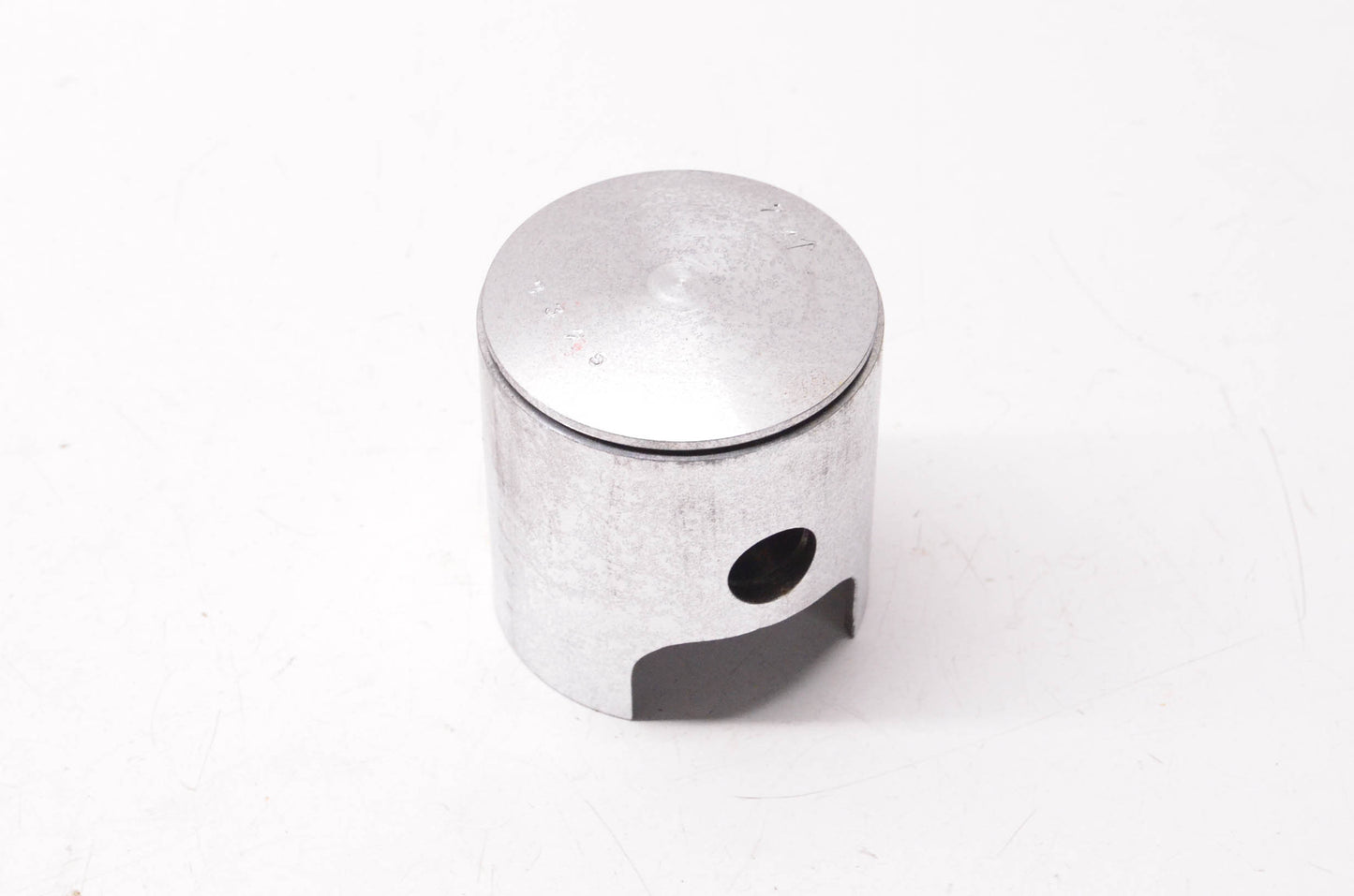 New OEM Yamaha 823-11635-00-00 Piston NOS