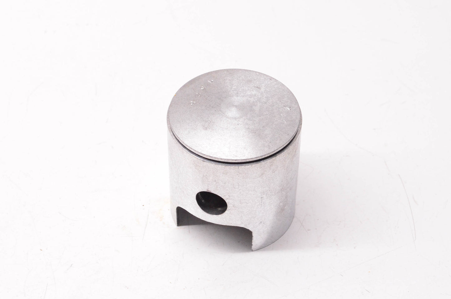 New OEM Yamaha 823-11635-01-00 Piston NOS