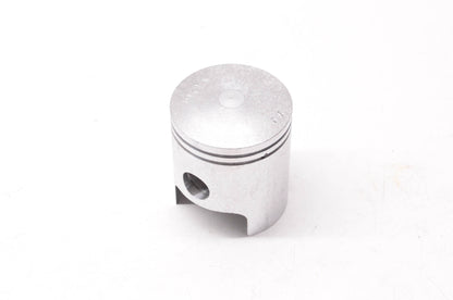 New OEM Yamaha 811-11631-00-96 Piston NOS