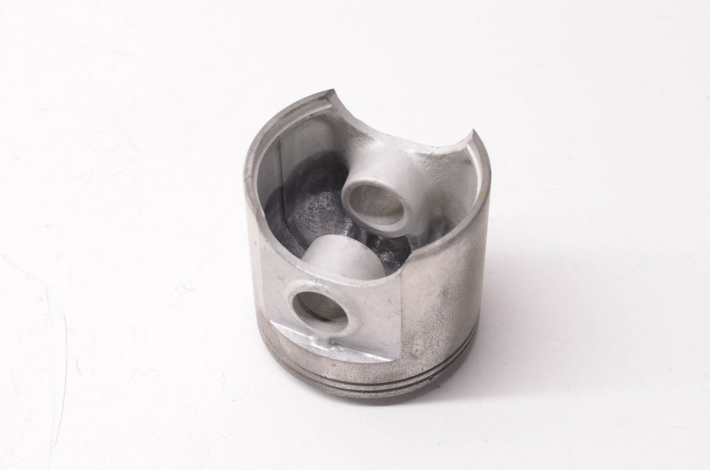 New OEM Yamaha 8G5-11635-00-00 Piston NOS