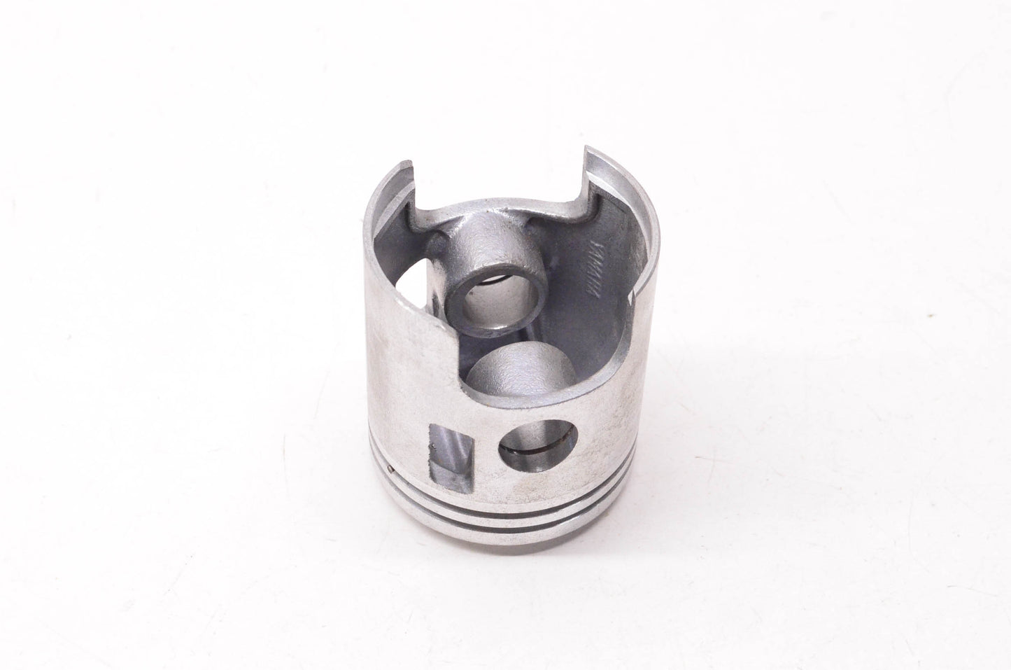 New OEM Yamaha 807-11631-10-00 Piston NOS