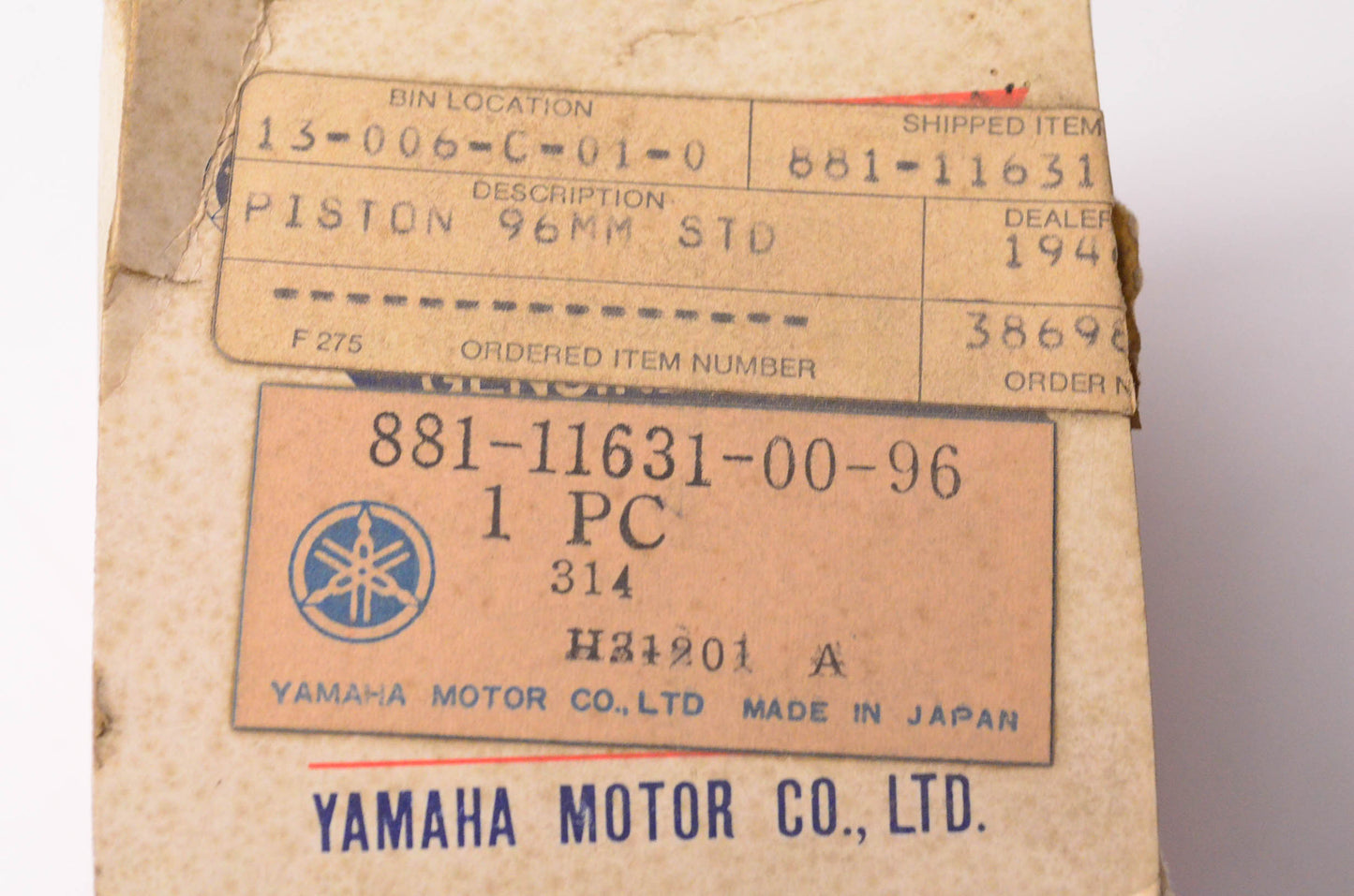 New OEM Yamaha 881-11631-00-96 Piston NOS
