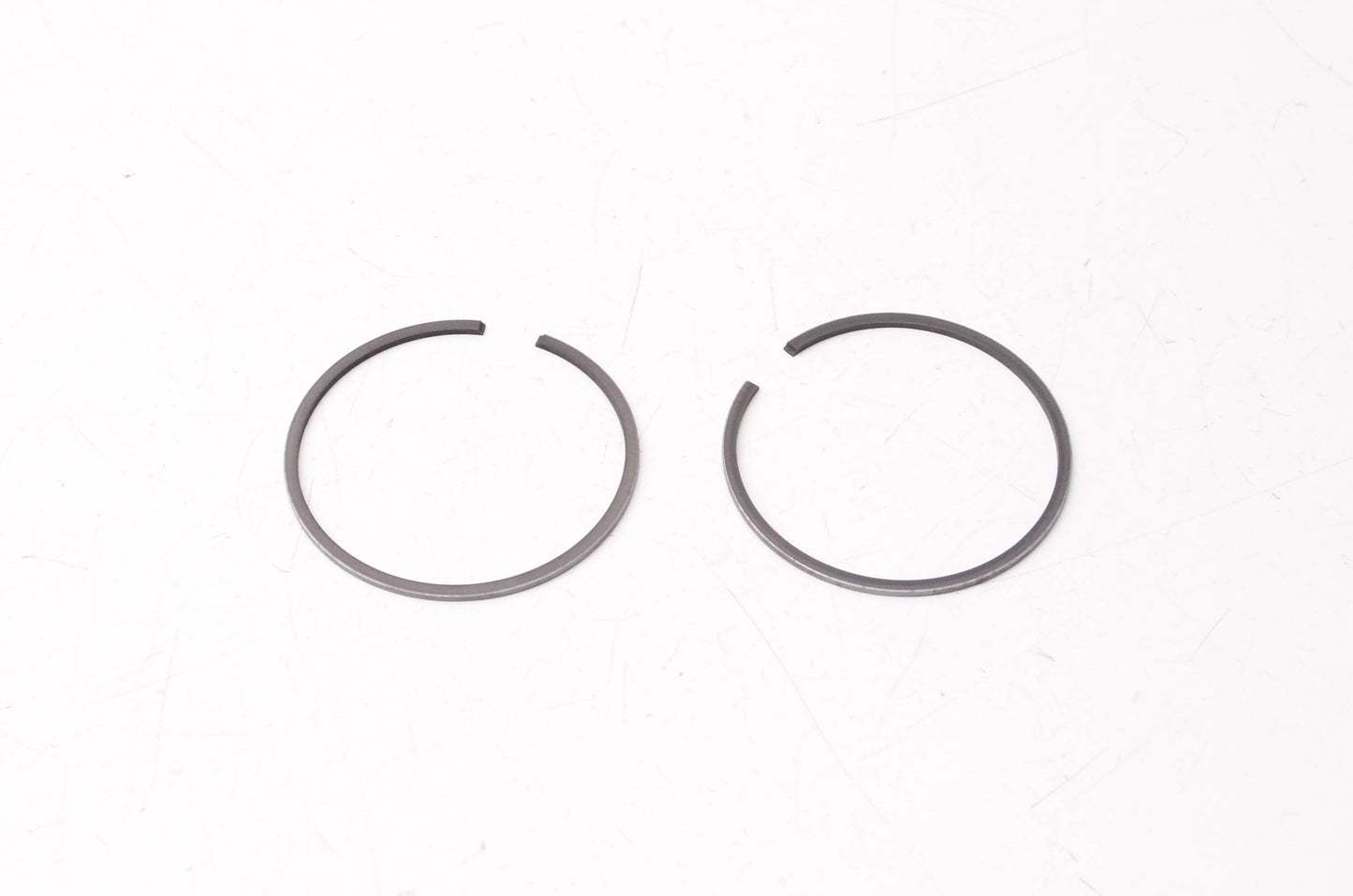 New OEM Yamaha 156-11601-10-00 Piston Ring Kit NOS