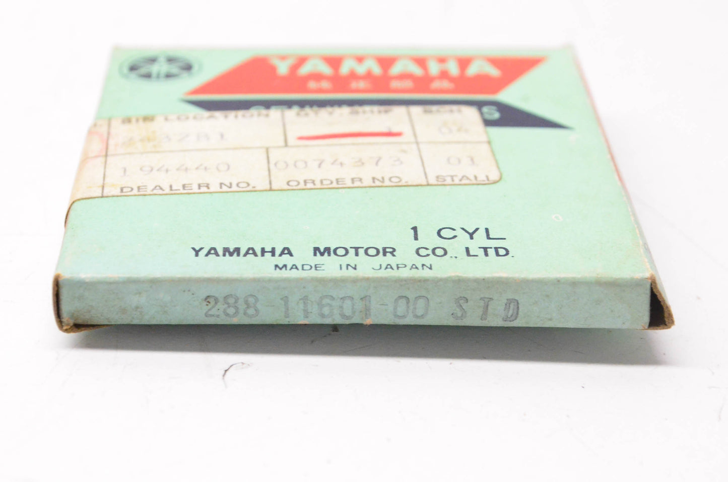 New OEM Yamaha 288-11601-00-00 Piston Ring Kit NOS
