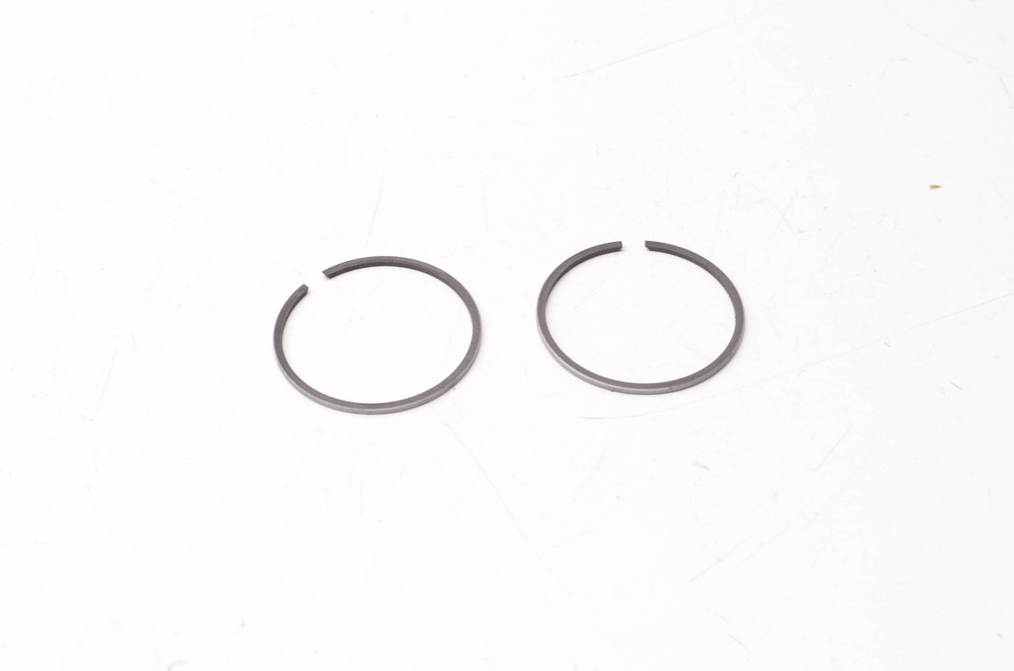 New OEM Yamaha 288-11601-10-00 Piston Ring Kit NOS
