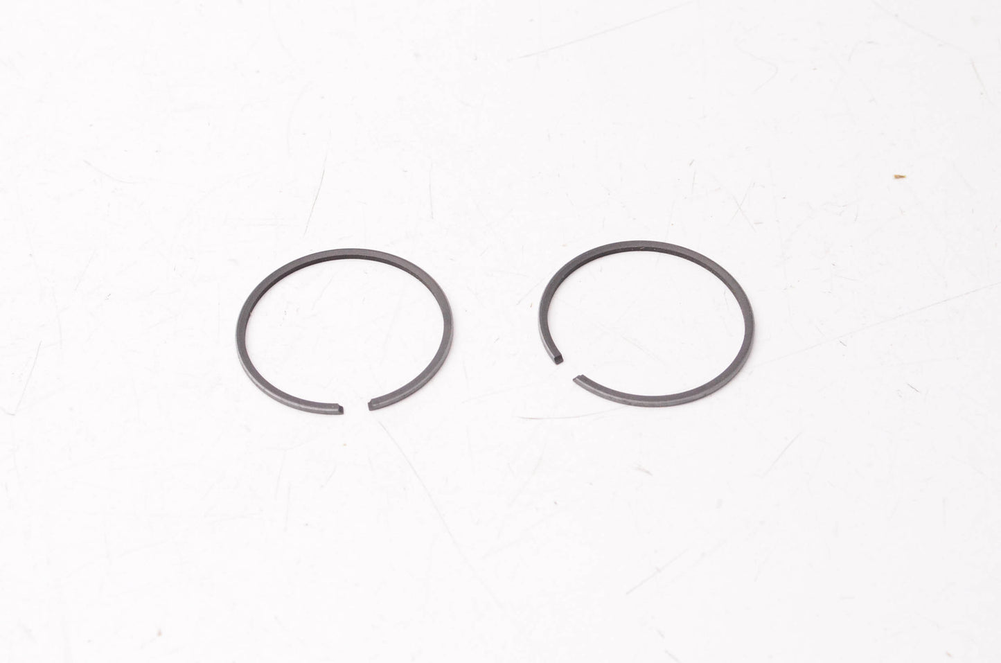New OEM Yamaha 288-11601-10-00 Piston Ring Kit NOS