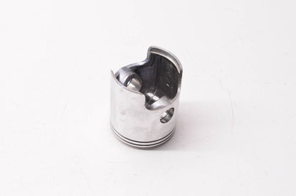 New OEM Yamaha 85L-11631-00-96 Piston NOS