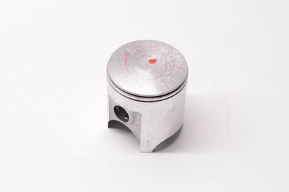 New OEM Yamaha 864-11631-00-96 Piston NOS