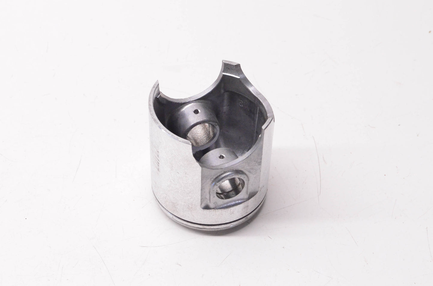 New OEM Yamaha 864-11631-00-96 Piston NOS