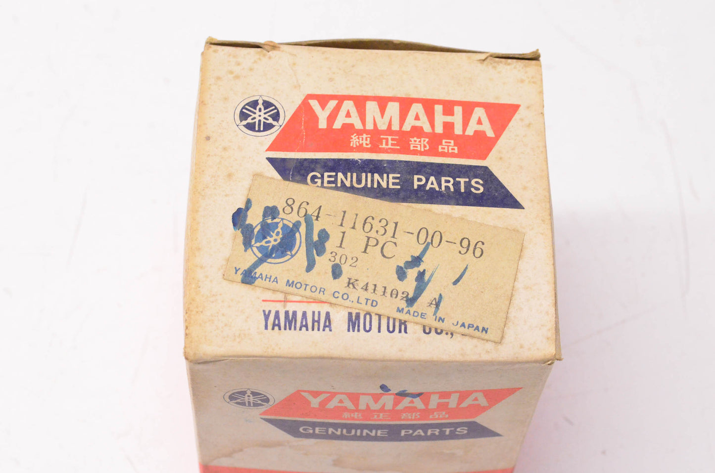 New OEM Yamaha 864-11631-00-96 Piston NOS