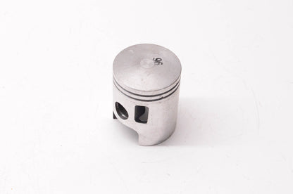 New OEM Yamaha 806-11631-00-96 Piston NOS