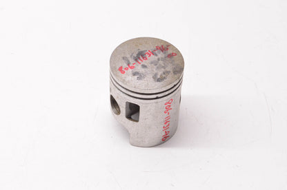 New OEM Yamaha 806-11631-96-00 Piston NOS