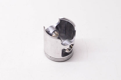 New OEM Yamaha 82M-11631-01-92 Piston NOS