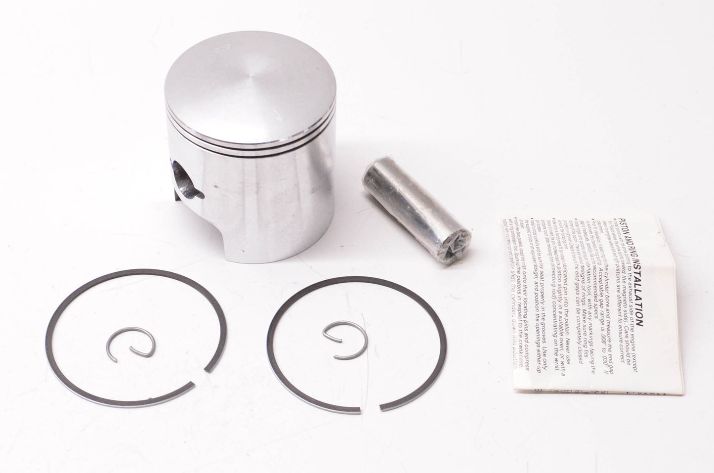 Lemans 09-813-2, 8V0-11636-00-00 Piston Kit NOS