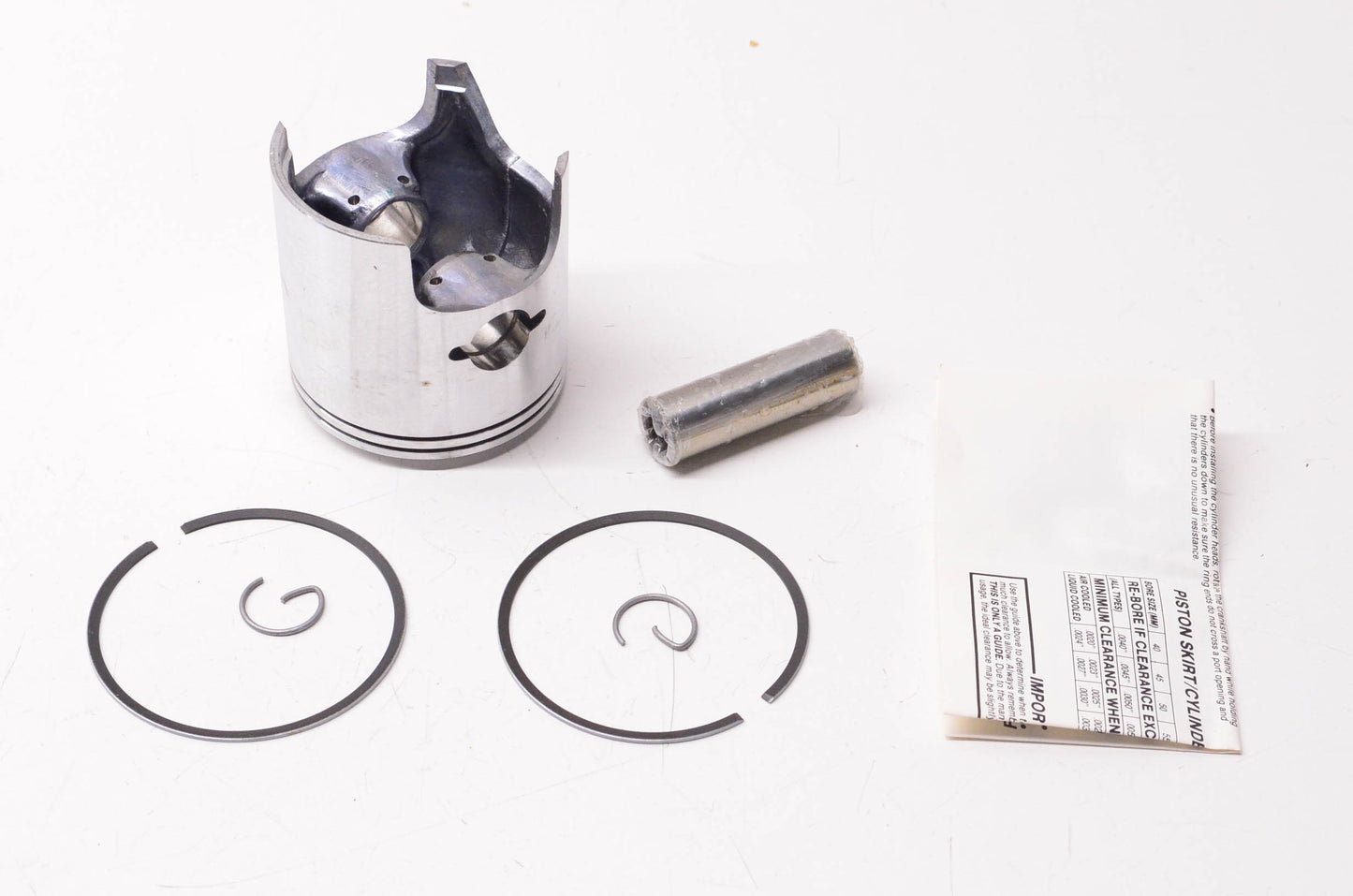 Lemans 09-813-2, 8V0-11636-00-00 Piston Kit NOS
