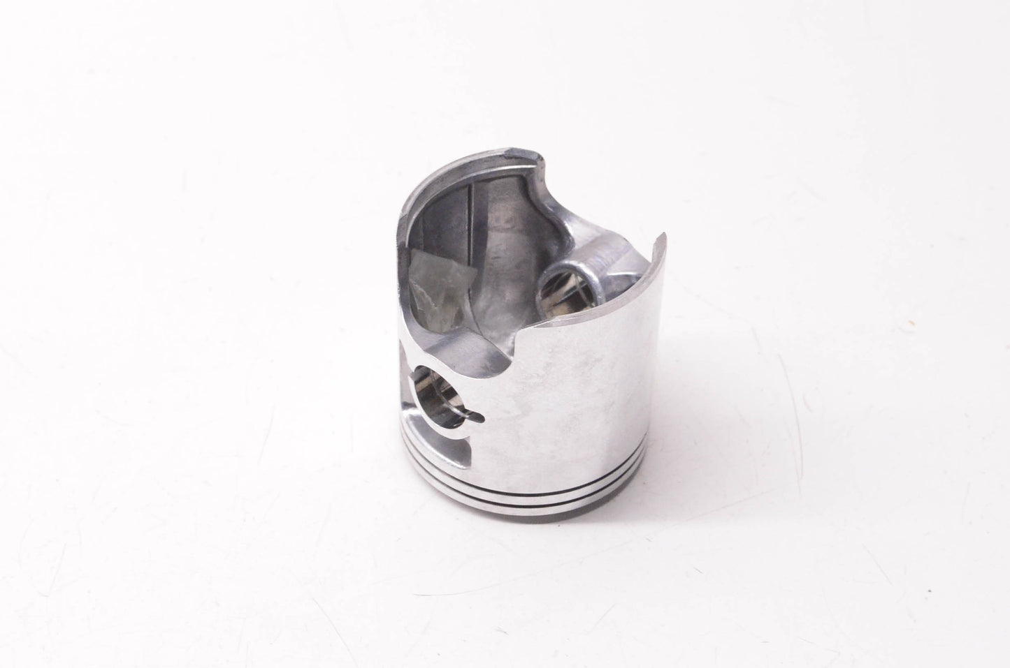 GPI G7-815, 82M-11631-00-93, 93450-21058 Piston NOS