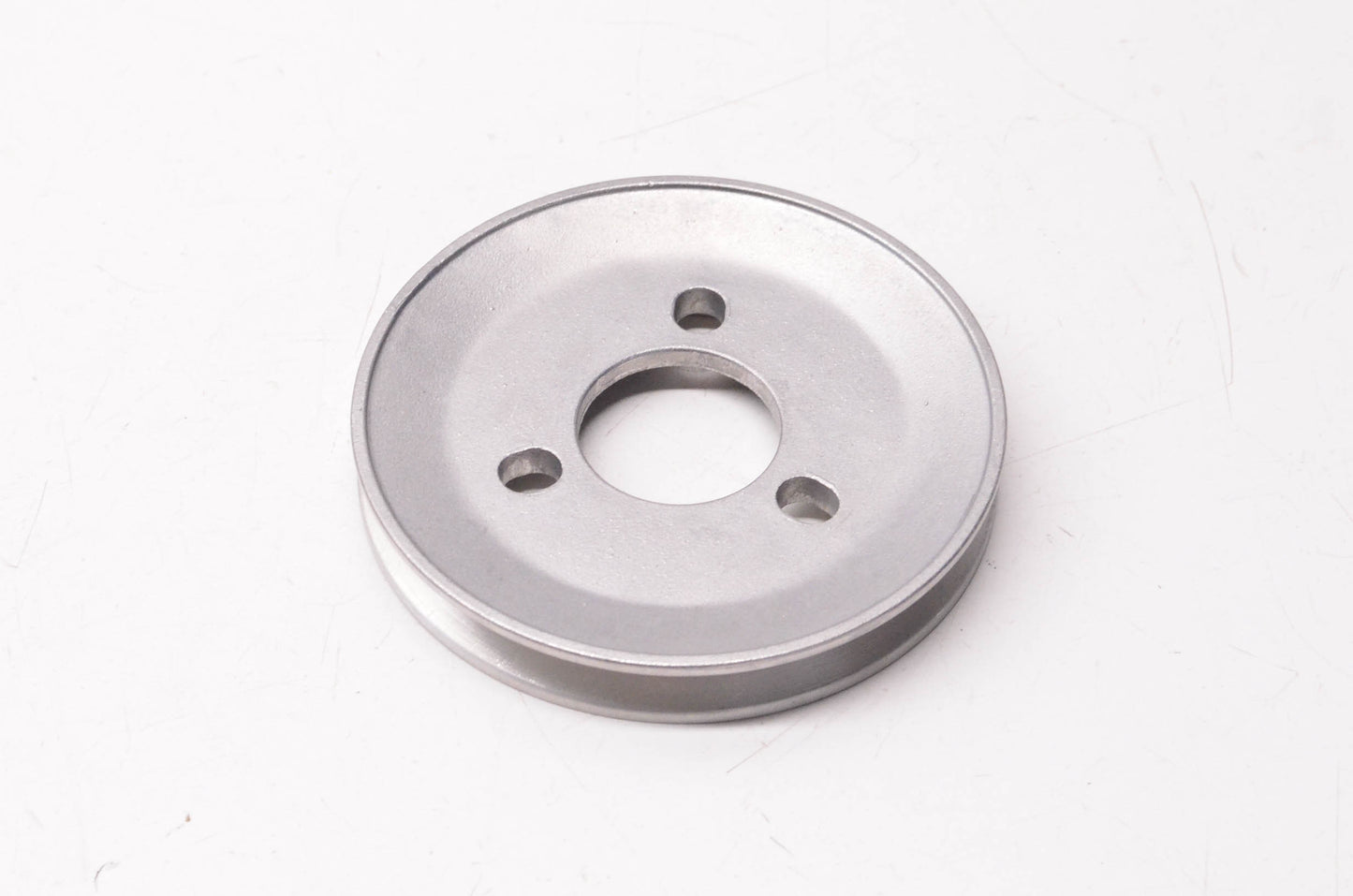 New OEM Yamaha 8H8-12618-01-00 Fan Belt Pulley NOS