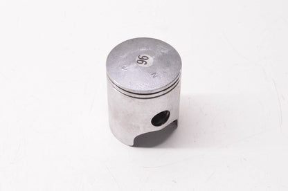 New OEM Yamaha 8K0-11631-00-96 Piston NOS