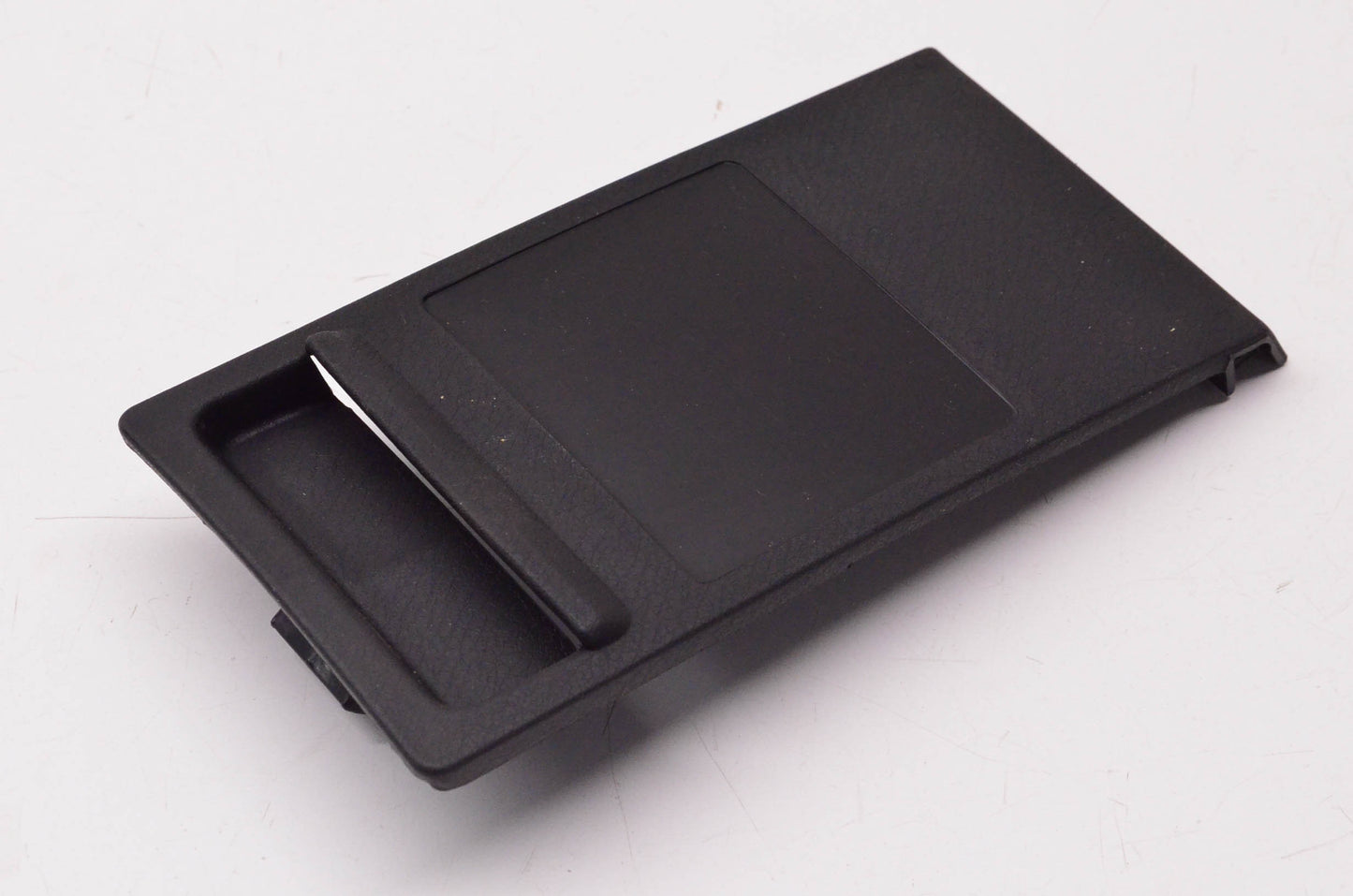 New OEM Yamaha 8M6-77712-00-00 Gas Door Cover NOS