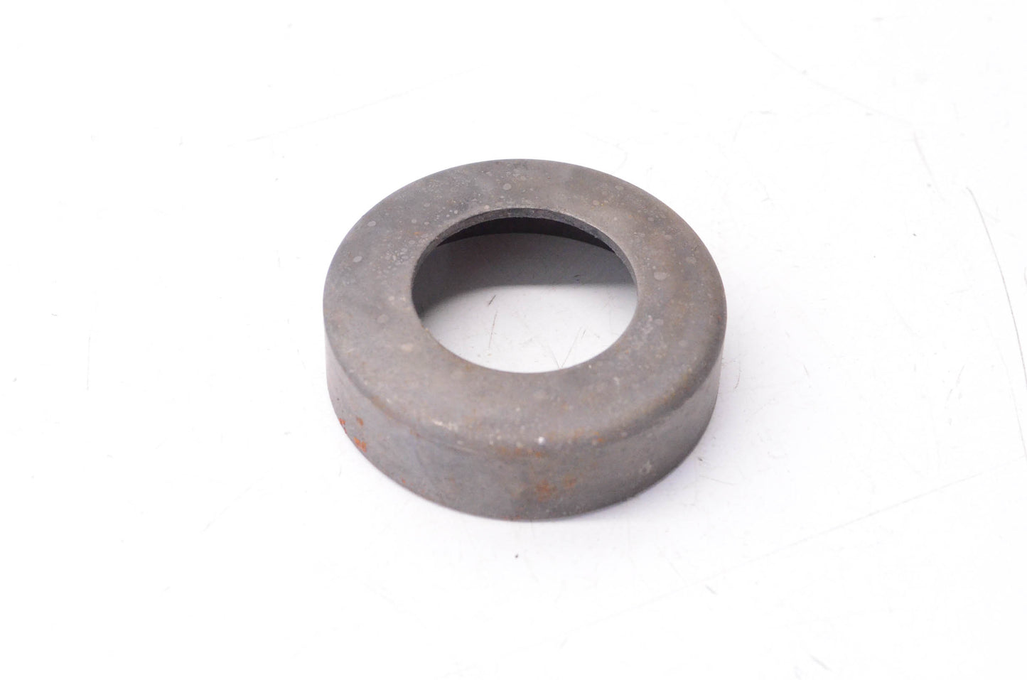 New OEM Yamaha 836-17644-00-00 Spring Seat NOS