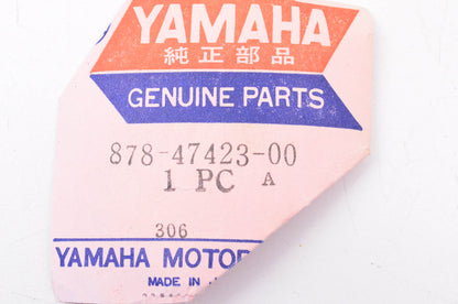 New OEM Yamaha 878-47423-00-00 Sliding Runner NOS